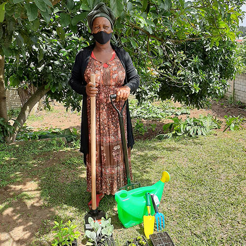 hacts-home-gardens-project-supports-families-impacted-by-covid-19-Hillcrest-AIDS-Centre-Trust-KZN